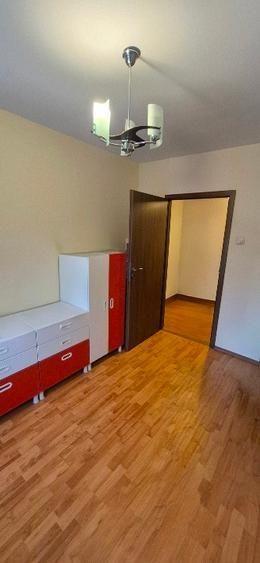 Vanzare apartament 3 camere, 2 bai, bloc 1984 - Titan, școala Mexic