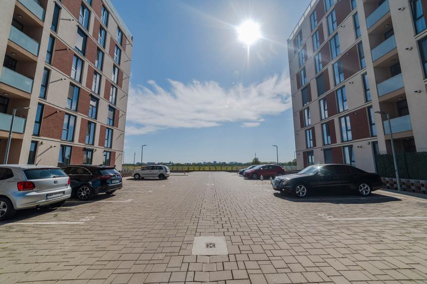 Apartament 3 camere - Bloc Nou (Zona Torontalului)