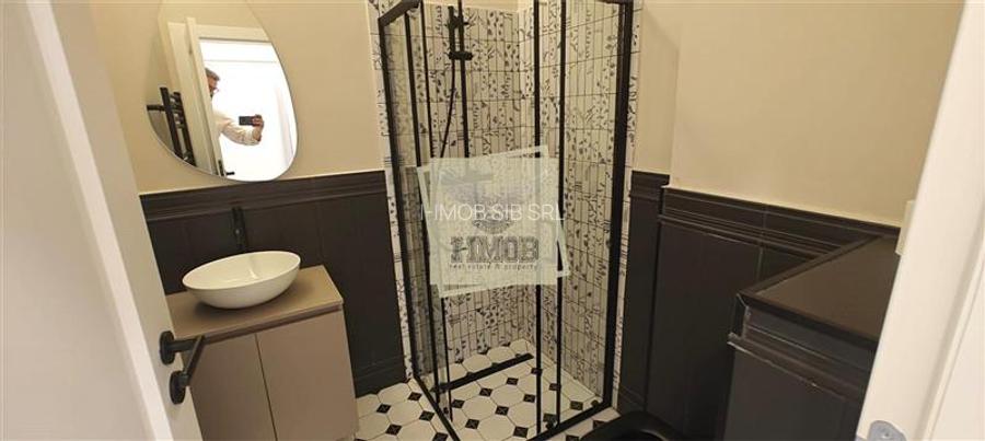 Penthouse cu 4 camere 3 bai si terasa 88 mp in zona Lazaret - 12