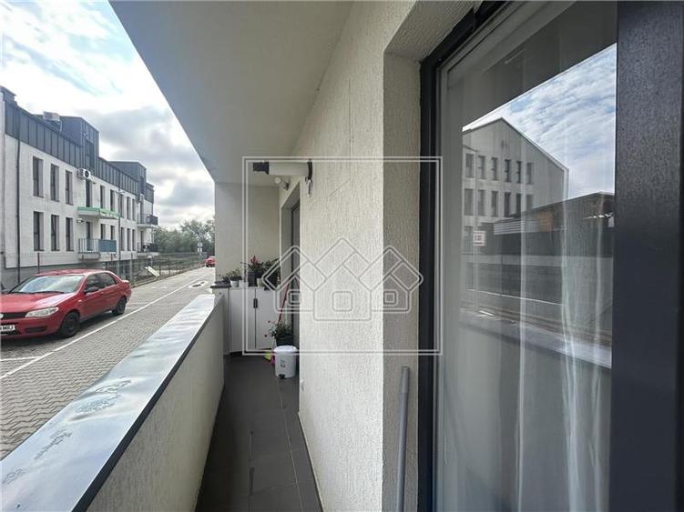 Ap cu 3 camere, 2 bai, balcon si parcare subtera