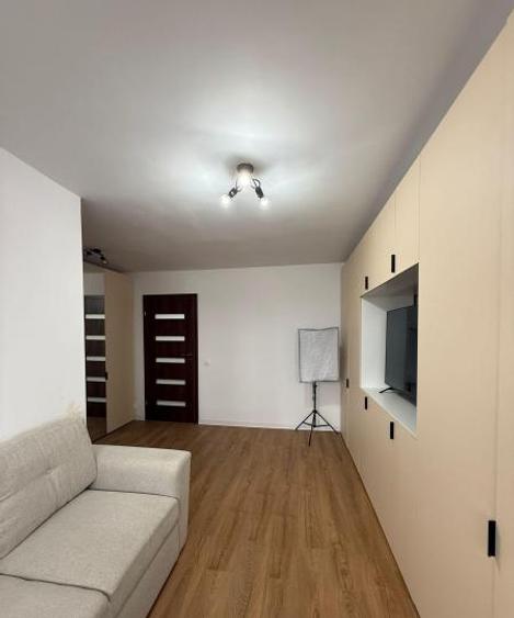 Berceni | Garsoniera | Prima inchiriere | Metrou | Balcon | Bloc anvelopat