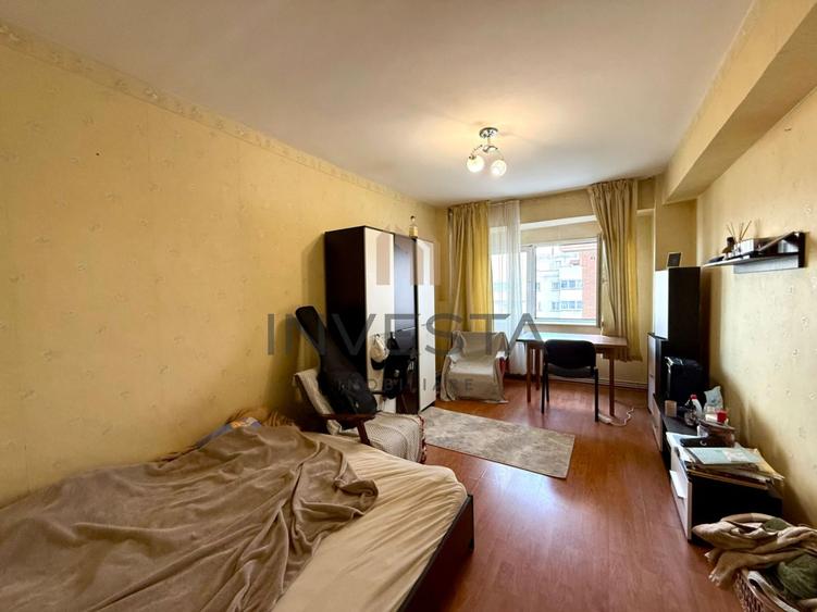 Apartament cu 2 camere decomandate pe Titulescu!