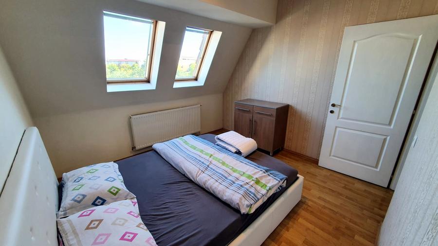 2 camere, bloc nou, modern, cu garaj, zona centrala, strada Traian Mosoiu