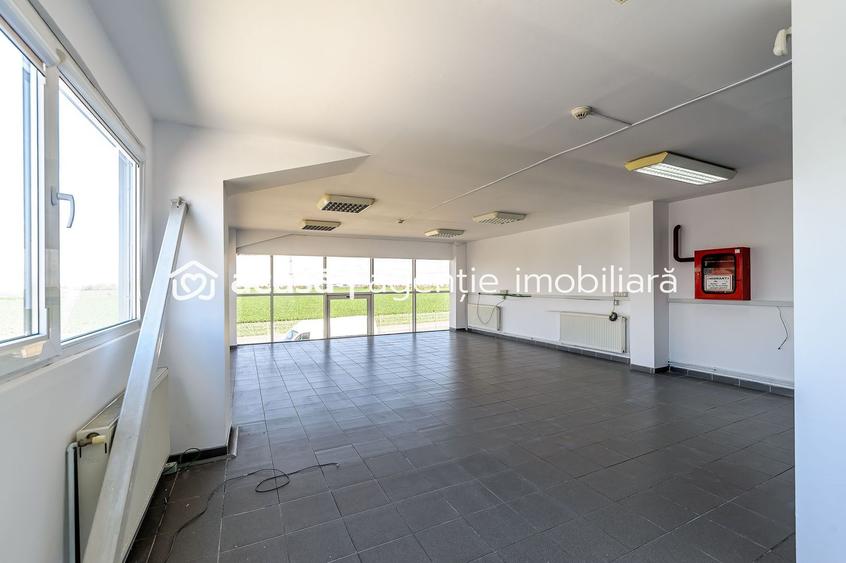Hală industrială de vânzare 3495 mp în Arad