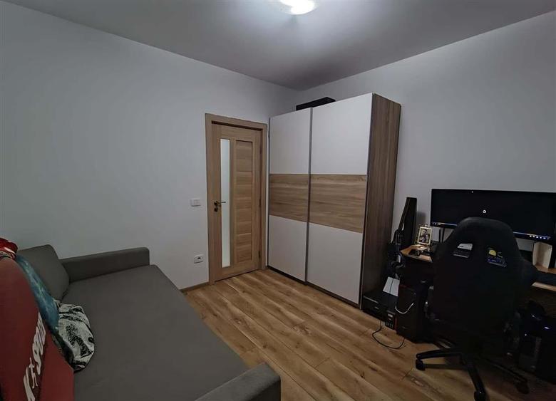 Apartament 3 camere, Burdujeni, 3c-4521