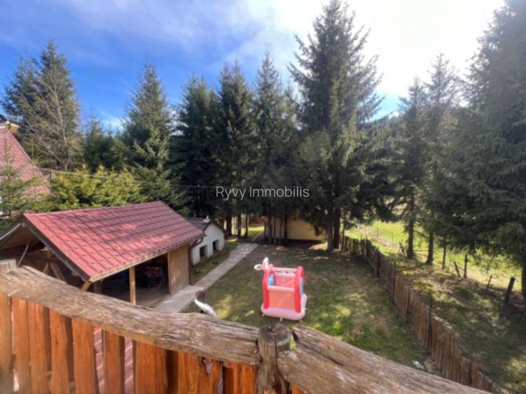 REFUGIU DIN INIMA NATURII, CASĂ DE VÂNZARE, 144mp COMANDĂU/ COVASNA