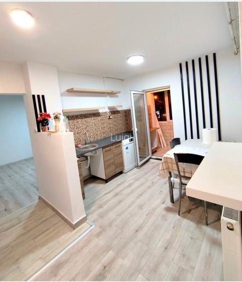 Vând apartament 3 camere decomandat Anda / Cet - 3