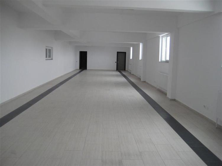 Birouri renovate - toate dotarile - zona Politie / Jandarmerie - 169mp