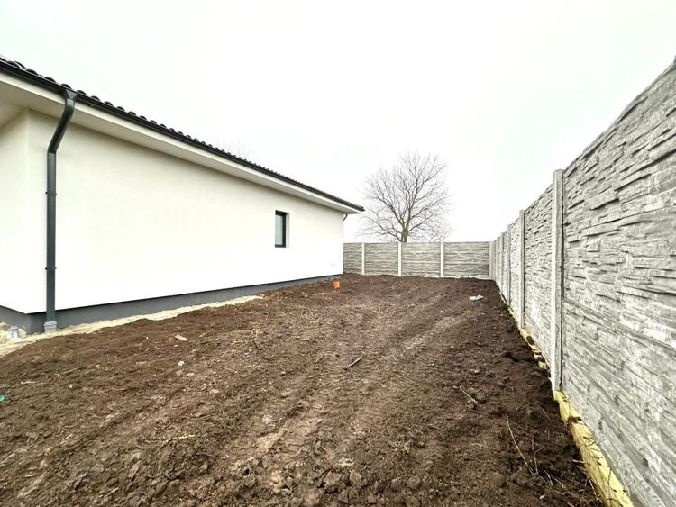 Duplex elegant, 3 camere, 70 mp utili, 300 mp teren - Sanandrei