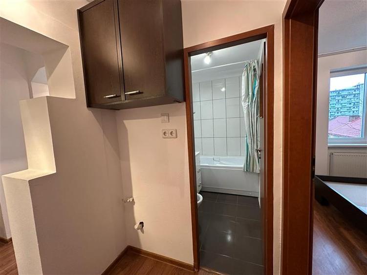 Resita, Apartament de vanzare sau schimb cu Casa, Renovat, 2 Cam.Cf.1, Sd.,Lunca