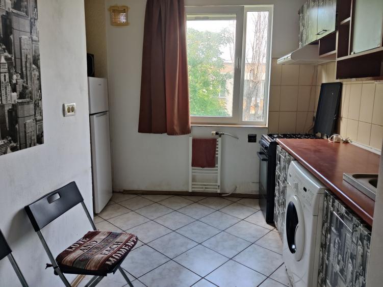 Drumul Taberei, metrou Raul Doamnei, 3 camere mobilate si utilate