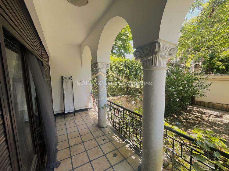 Apt. parter Piața Romană | 5 camere | Curte | 8 Locuri de Parcare - 17