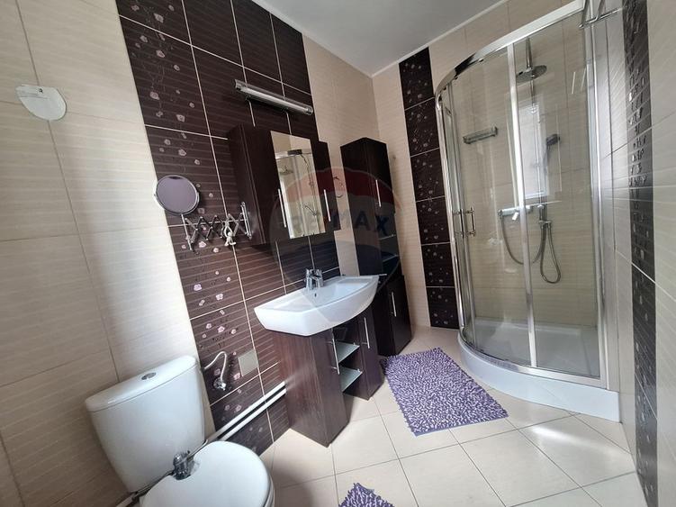 Apartament 4 camere , pet friendly,  cu parcare si curte, Ultracentral
