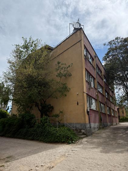 Halā/Spațiu Industrial + Birouri 1.750 mp + Teren 1.170 mp / Șoseaua Berceni