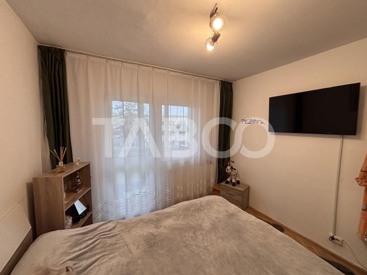 Apartament 3 camere decomandat de vanzare  55mp etaj 2   Valea Aurie