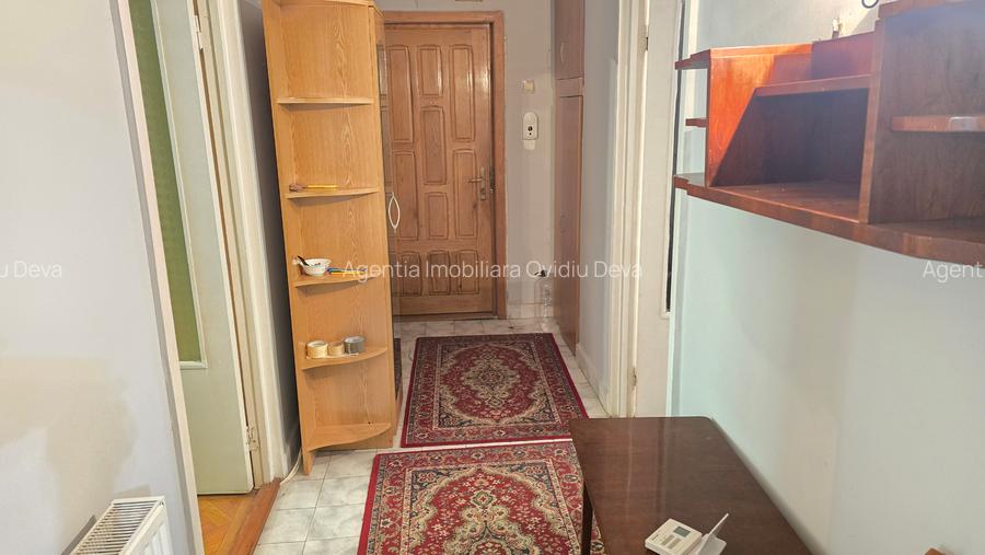 Vand apartament cu 3 camere decomandat in Deva, George Enescu etaj 1, mobilat - 4