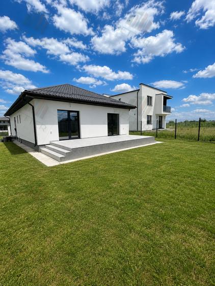 Casă individuală parter | 420 mp teren | 4 camere | Berceni
