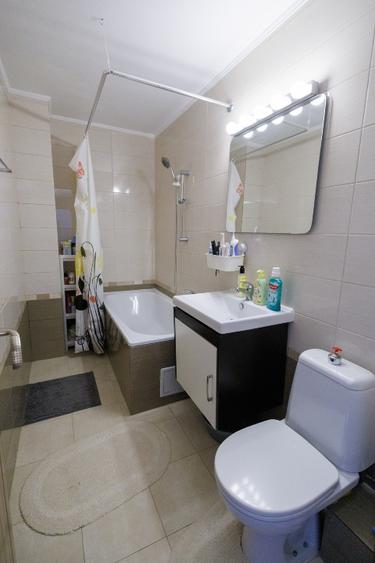 Proprietar - vand apartament mobilat si centrala termica 2 cam Calea Vitan 110