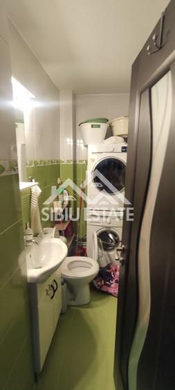 Apartament de inchiriat 3 camere mobilat si utilat in Sibiu