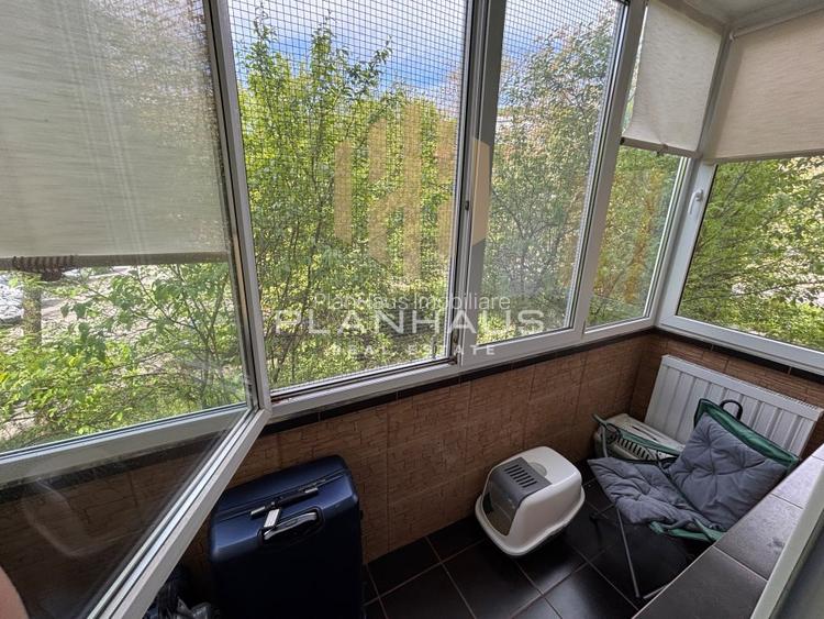 Apartament 2 camere – et. 1, str. Victor Babeș, zona TBC - 4