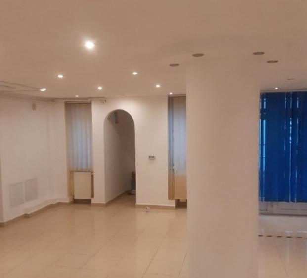 Apartament 3 camere pretabil sediu firma, birouri zona Grivitei