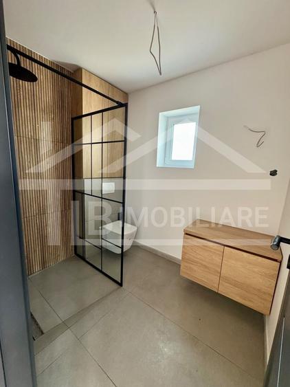 Casă individuală, 4 camere, 120mp utili, teren 442mp, Zona Unirii