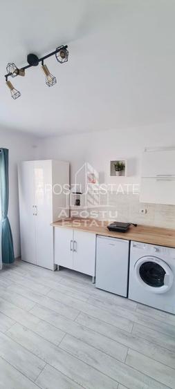 Garsoniera renovată, Soarelui AEM, 210 EUR, proprietar