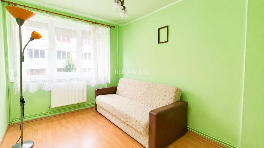 De vânzare apartament cu 2 camere, pe strada Horea - 9