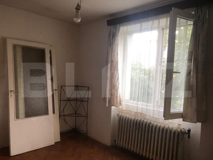 Apartament de vanzare , 50 mp , cu balcon , zona Solidaritatii