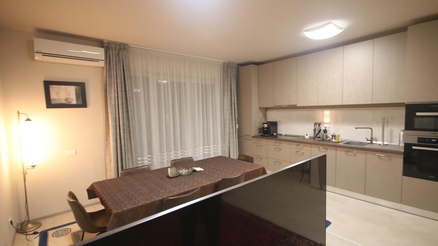 Apartament deosebit pentru oameni deosebiti.Totul premium.