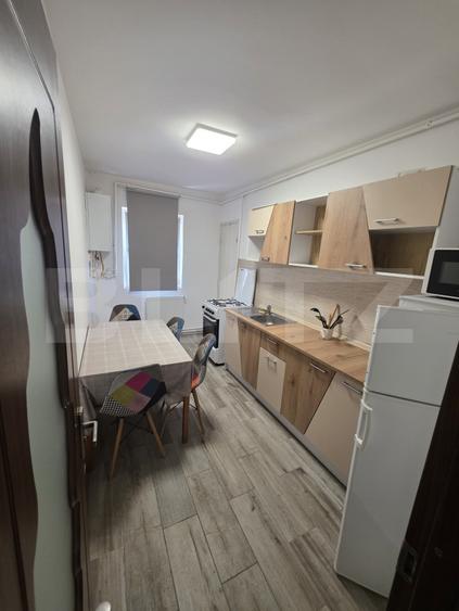 Apartament 3 camere, 74 mp, zona Bartolomeu