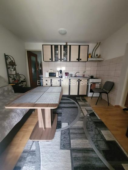 Valu lui Traian -casa 3 camere cu teren 300 mp -gaze la poarta  72500 euro - 22