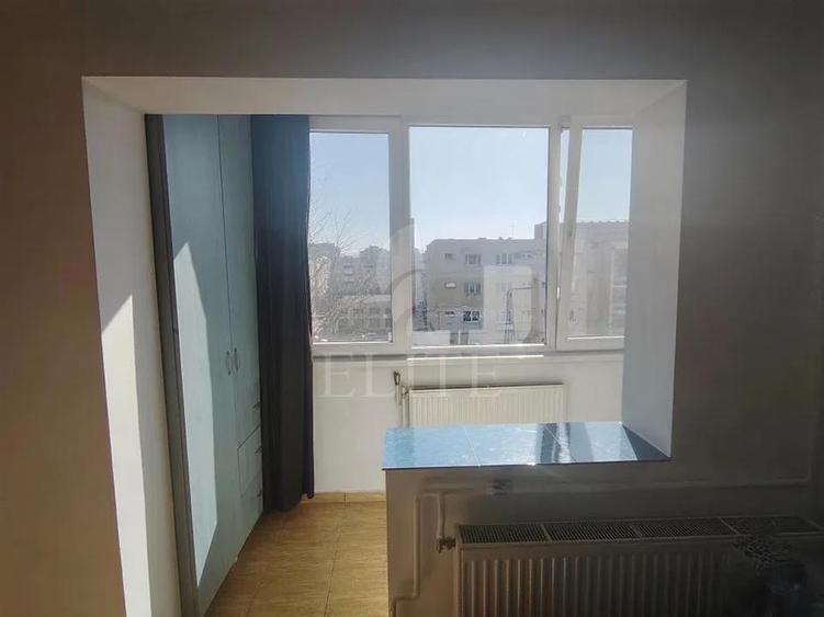 Garsoniera în zona STRAZII FABRICII DE ZAHAR