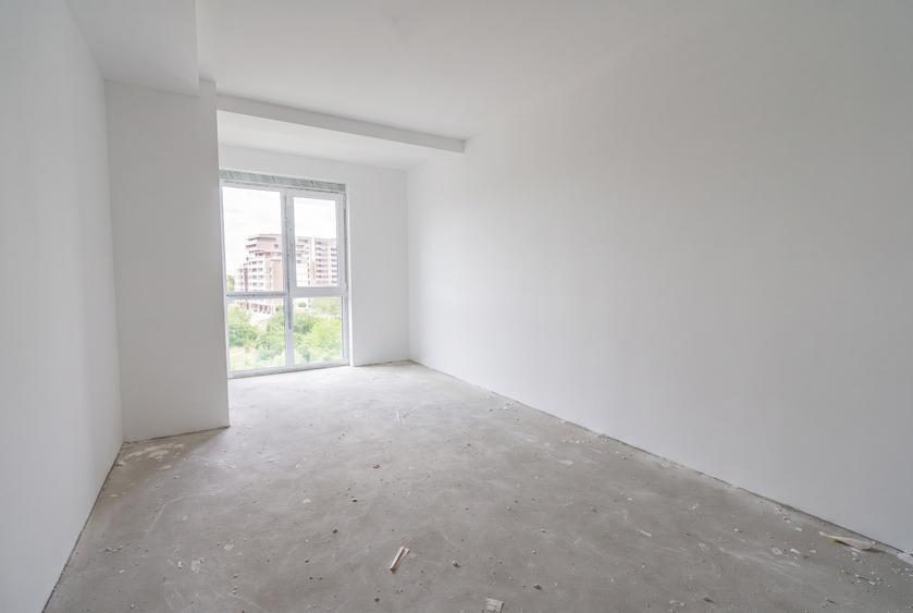 Apartament 2 camere cu camara, parcare inclusa, zona Aradului central