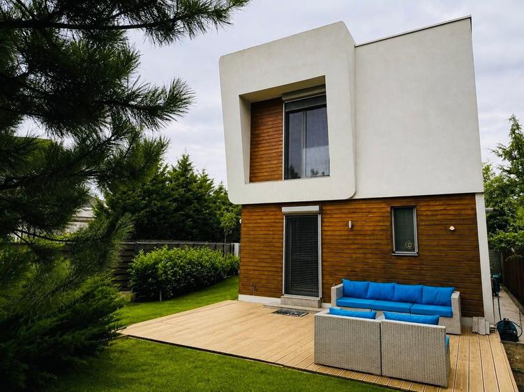 Vila de Lux in Iancu Nicolae | 5 Camere | Curte 180 mp