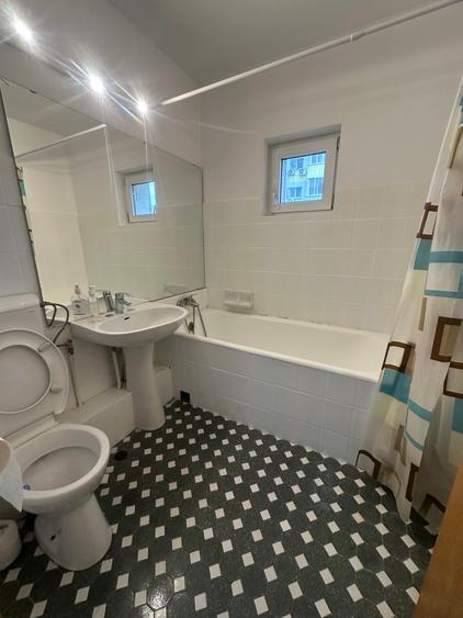 Apartament 3 camere 13 Septembrie, mobilat complet, etaj 5, 2 balcoane