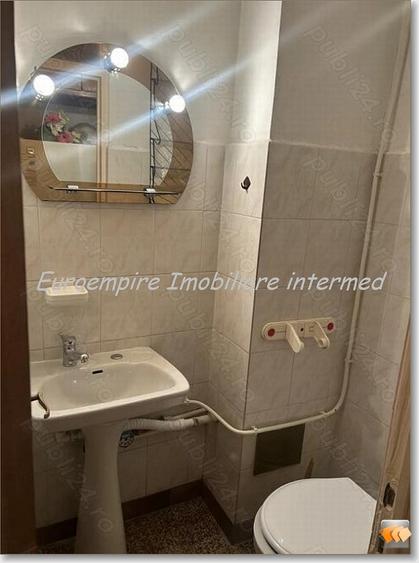 Apartament 3 camere decomandate zona Abator