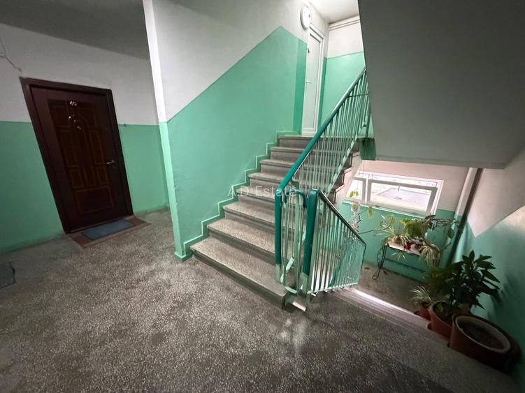 Titan 3 Camere Bloc 1972 Reabilitat 15 Min Metrou - 10