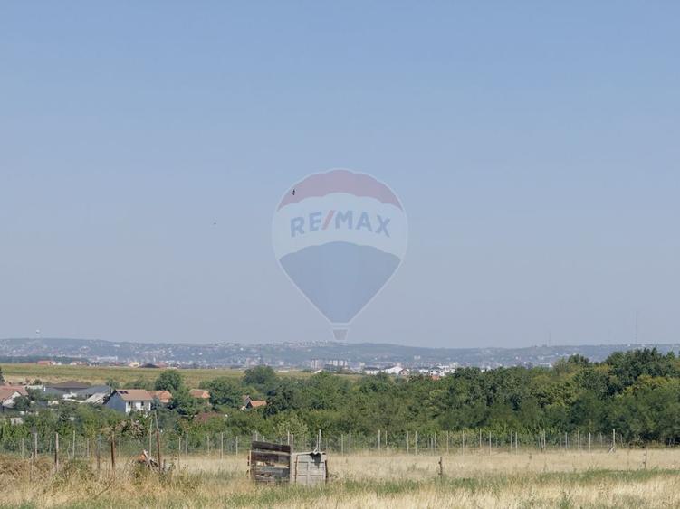 Teren 2,841mp Apateu / Strada Principala langa Biserica Ortodoxa