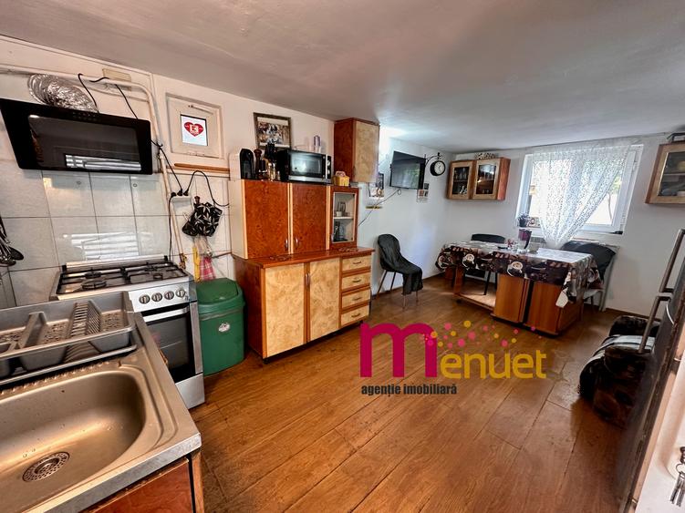 Casa +Teren 1500 mp