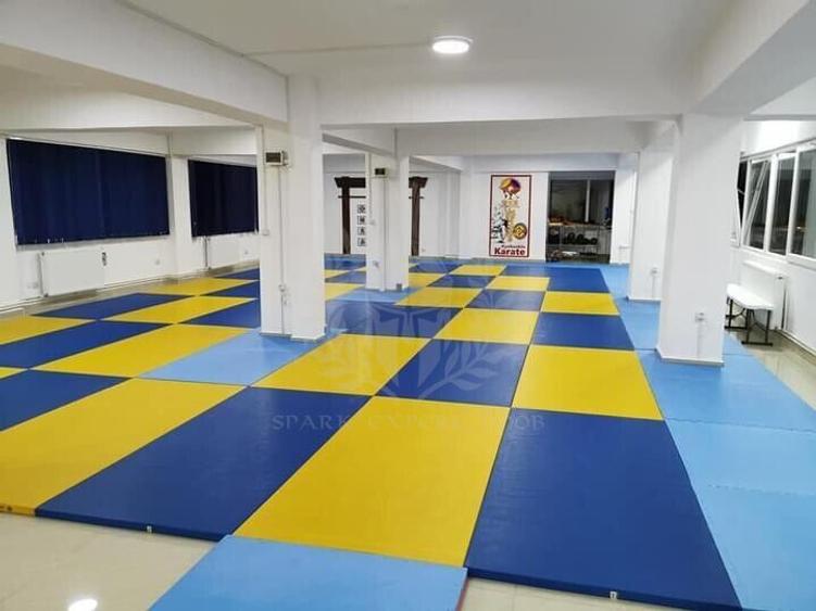 SPATIU COMERCIAL//BIROURI//PIATA VICTORIEI//BLOC MERCUR