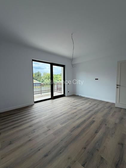 Vila premium cu acces la Lacul Snagov, langa padure, piscina si ponton - 8