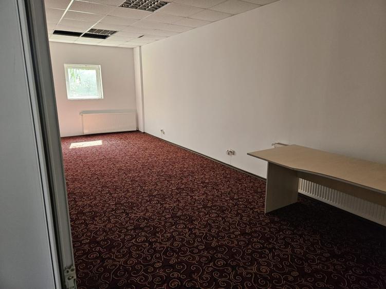 Spatiu birouri, Cladire birouri 6 incaperi 1100mp