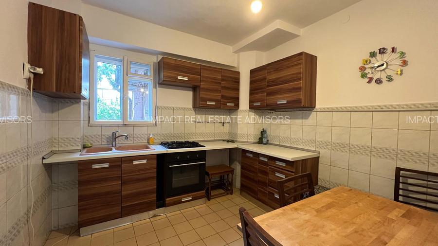 Apartament in vila cu 5 camere si curte proprie | Domenii - Casin - 3