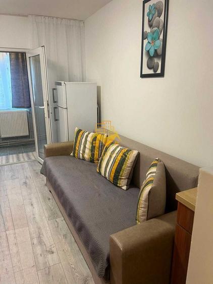 1 camera, Intre Lacuri, Iulius Mall, FSEGA, Centrala proprie