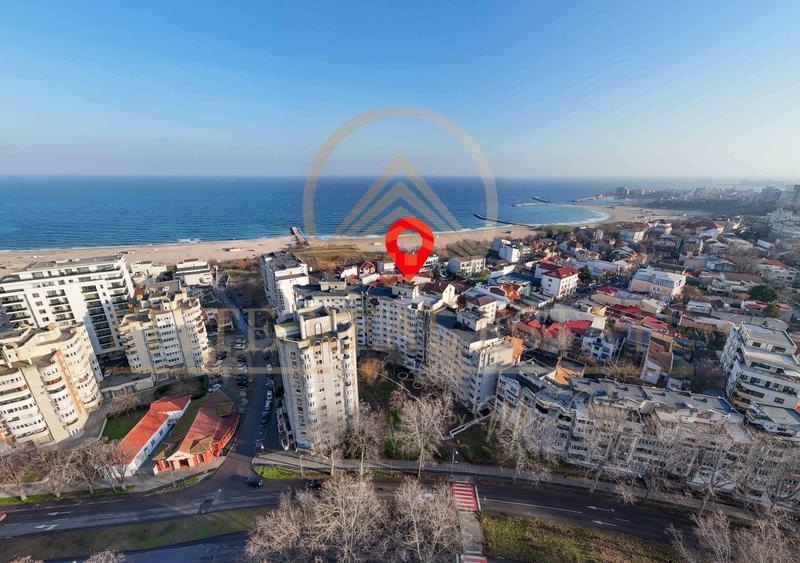 CAPITOL - B-dul. Mamaia - Apartament cu 4 camere si terasa de 80 mp.