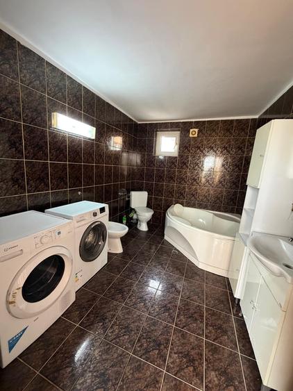 Casă Duplex Spațioasă | 135 mp Utili | 200 mp Teren | Zona Cetate