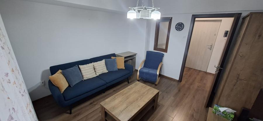 Bloc 2016 zona Unirii (Pod Serbanesti) - 2 camere decomandat mobilat si utilat