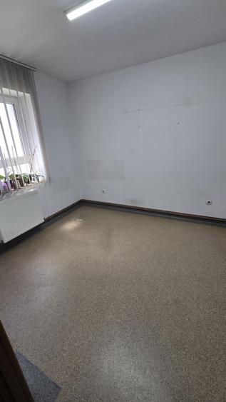 Apartament Adama( pretabil cabinet medical)