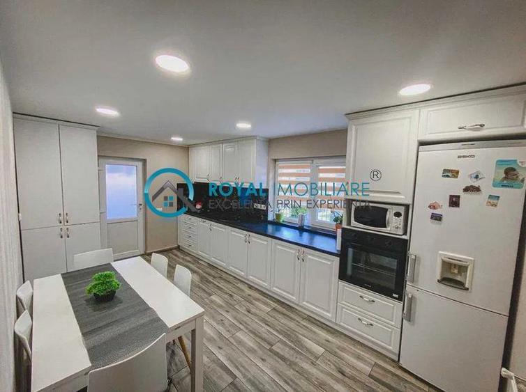 Royal Imobiliare - Vanzare Vila zona Centrala